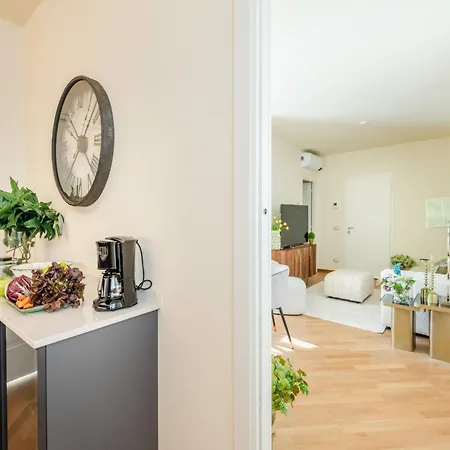 Appartamento Luxurious Modern In