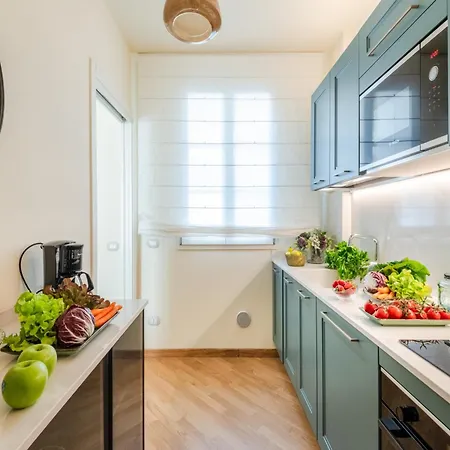 Luxurious Modern In Appartamento