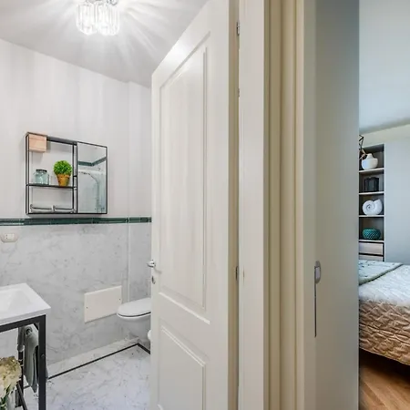 Luxurious Modern In *